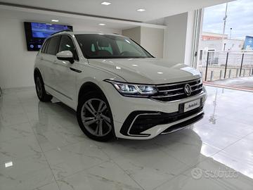 VOLKSWAGEN Tiguan 2.0 TDI 150 CV SCR DSG R-Line