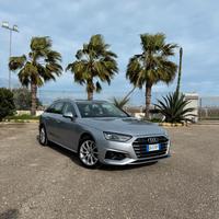 Audi A4 Avant 30 TDI 136 CV Stronic Business Advan