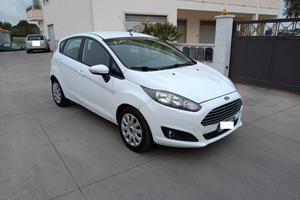 FORD FIESTA 1.400 BENZINA GPL