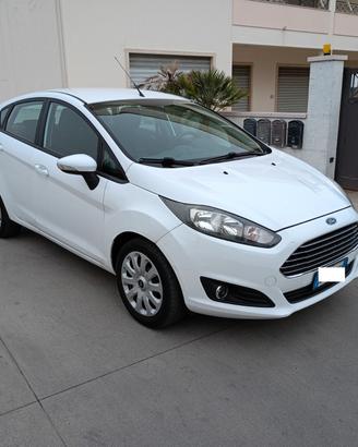 FORD FIESTA 1.400 BENZINA GPL