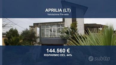 Immobile in asta di 209 m² con più di 5 locali a A