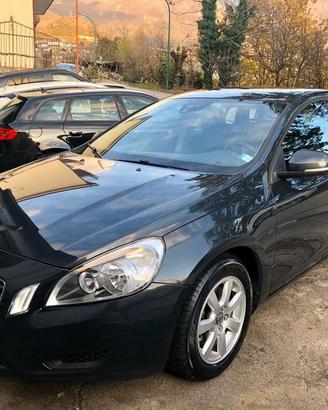 Volvo V60 d2 Business 1.6
