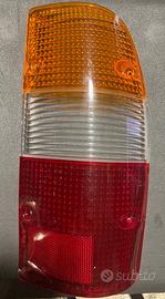 Mazda B 2500 Pickup Fanale Posteriore Dx