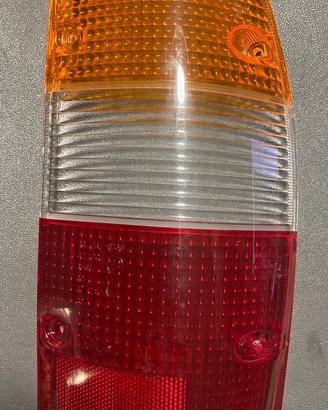 Mazda B 2500 Pickup Fanale Posteriore Dx