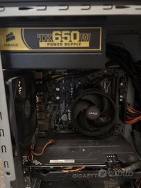 PC GAMING CON ACCESSORI TOP DI GAMMA