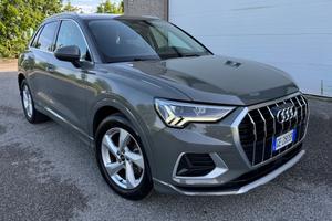 Audi Q3 35 TFSI S tronic Business