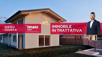 Villa di 218 m² con 4 locali e box auto doppio a S