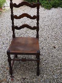 Sedia  con seduta in cuoio