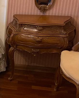 Comodini pregiati in legno
