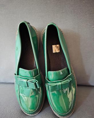 scarpe da donna in vernice 