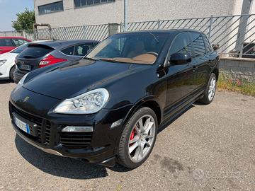 Porsche Cayenne Gts