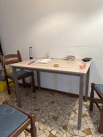 tavolo moderno