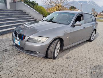 BMW 318 anno2010