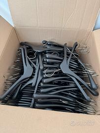 1000 Ganci appendiabiti