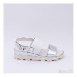 Sandali Flexx in pelle con suola in gomma nuovi