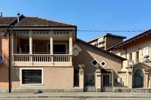 CASA SEMINDIPENDENTE A GRUGLIASCO