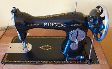 Singer macchina da cucire vintage, con mobile