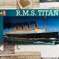 RMS TITANIC KIT REVELL SCALA 1:700