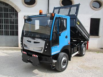 Bucher BU 200 BSI 75 Ql ribaltabile 4x4 PATENTE B