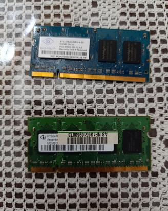 coppia RAM DDR2 da 512 mb