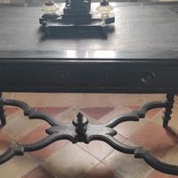 antica scrivania primi 900
