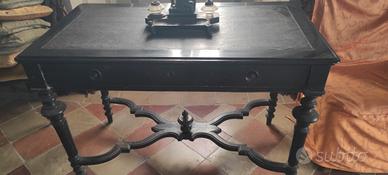 antica scrivania primi 900