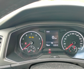 Volkswagen T-Roc usata, 28000 km