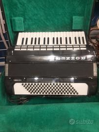 FISARMONICA HOHNER TANGO IV S 96 BASSI  NUOVA 