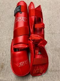 Paratibie e parastinchi per arti marziali.