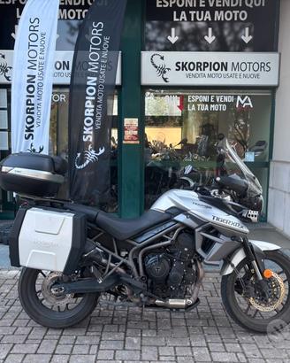 Triumph Tiger 800 XR Tiumph