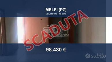 Immobile in asta di 180 m² con più di 5 locali a M