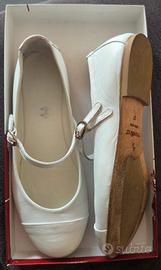 Scarpe bianche Monellina n.37