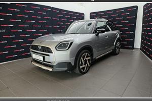 MINI Countryman Mini 2.0 48V D Favoured auto