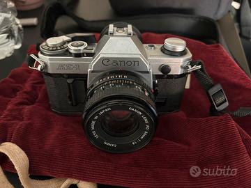 Macchina fotocamera canon AE-1