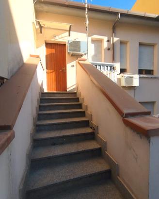 Intera palazzina con cortile - Prunizzedda