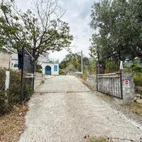 2 LOCALI A FALCONARA ALBANESE