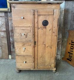 Mobile dispensa primi del 900