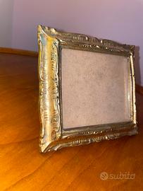 Cornice dorata piccola