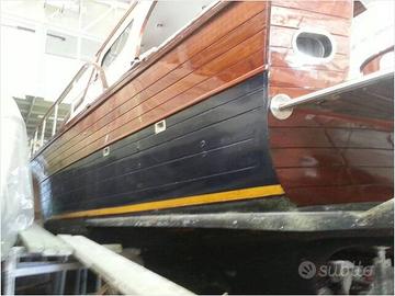 Barca a motore altro gozzo cabinato