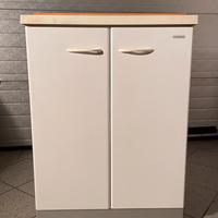 Vasca lavatoio con mobiletto