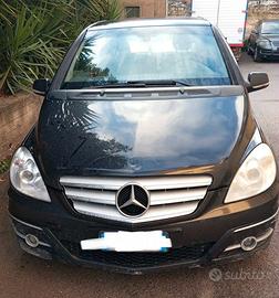 ACCESSORI RICAMBI MERCEDES CLASSE B ANNO 2009