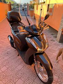 Sh 125