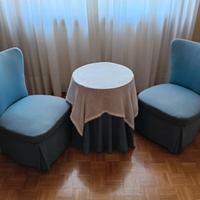 Poltroncine con tavolino