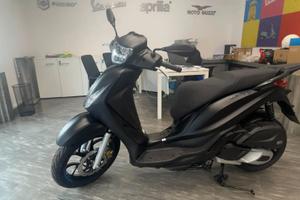 Piaggio Medley 200