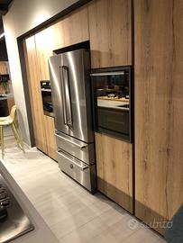 Cucina nuova moderna  con penisola SVENDITA