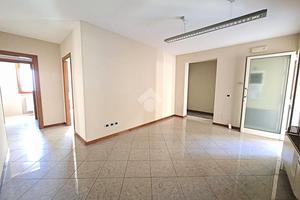 UFFICIO A MONTECATINI-TERME