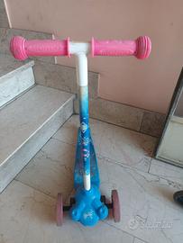 2 Monopattini 3 ruote - Oxelo B1 e Disney Frozen
