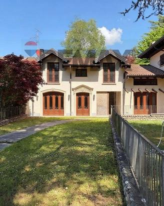 Villa a schiera - Varese