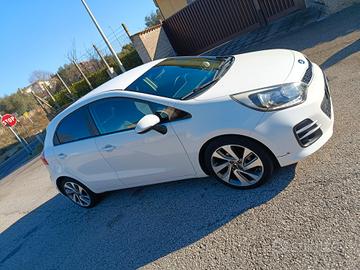Kia Rio 1.1 CRDi 5p.S&S High Tech