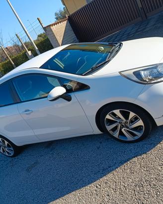 Kia Rio 1.1 CRDi 5p.S&S High Tech